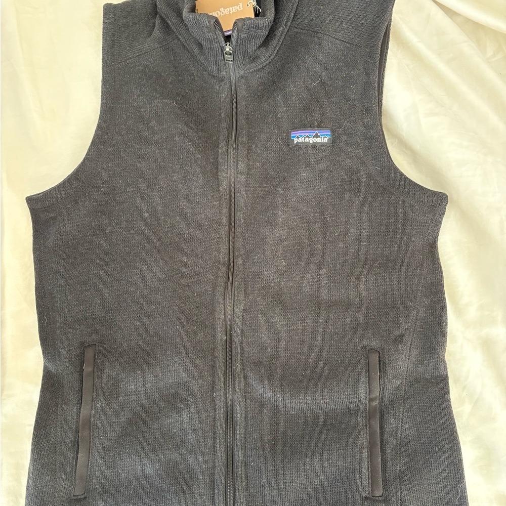 Patagonia Women’s Black Full-Zip Vest